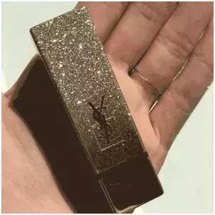 一支口红可以带来的快乐,一支口红平平无奇