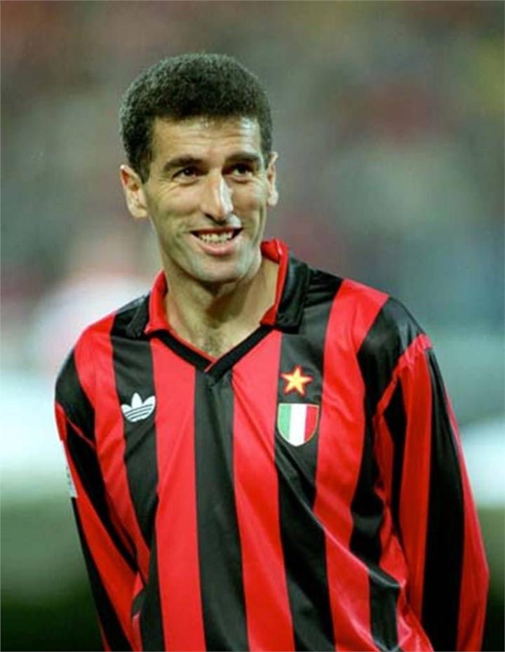 ac米兰历史最佳阵容球员号码,米兰队史最佳阵容