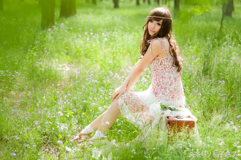 怎样试探一个女人是否喜欢自己,男人试探女人喜欢你的肢体动作