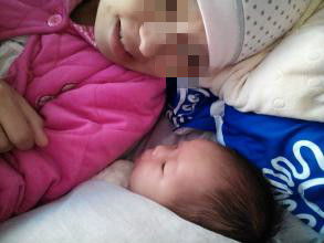 顺产侧切38天伤口疼正常吗,顺产妈妈肚子疼正常吗