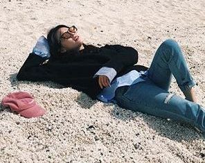 同学聚会穿啥显得年轻,冬天男朋友同学聚会穿什么衣服