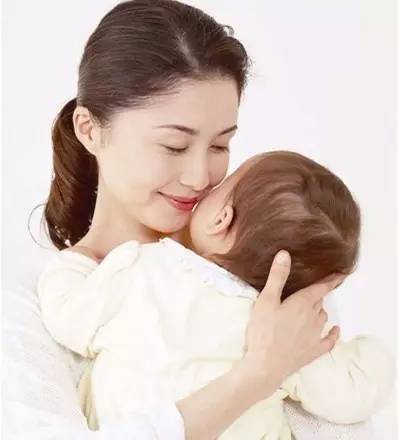 奶水不足怎么办宝宝又不吃奶粉,奶水不够的宝妈吃什么下奶