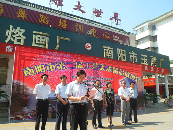 广东玉器批发市场哪个最便宜,河南镇平石佛寺玉器批发市场