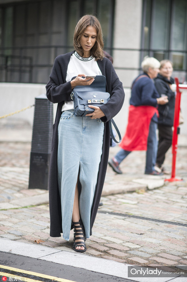 2020年流行色太蓝了附配色表,时尚配色什么颜色好看