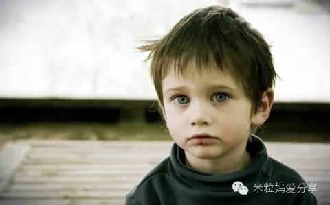 对孩子的身心造成了不可逆的伤害,别用你的错误毁了孩子的一生