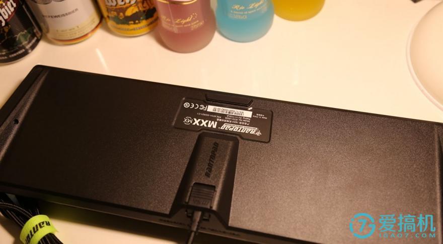 镭拓mxx机械键盘拆解,镭拓mxx机械键盘佳达隆红轴