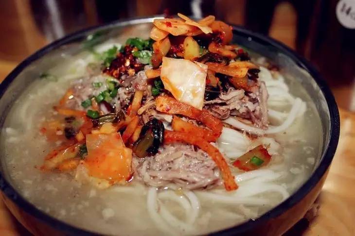 云南美食小吃排行榜10强,中国舌尖上的美食云南小吃