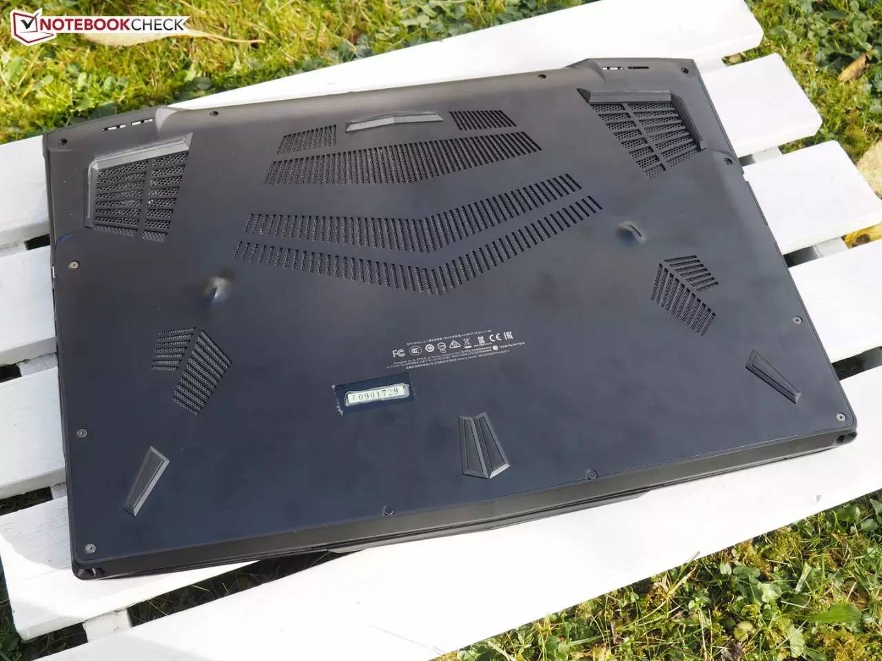 gtx1070ti高性价比游戏本,gtx1050ti游戏本推荐2017