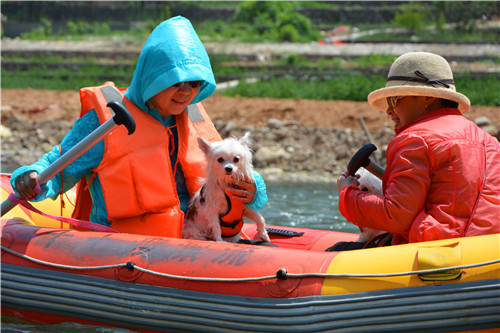 嬉水节巡游活动现场,嬉水节活动总结