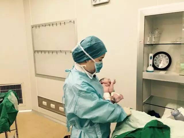 中央型前置胎盘大出血发生概率,怀孕六个月胎盘前置突然大出血