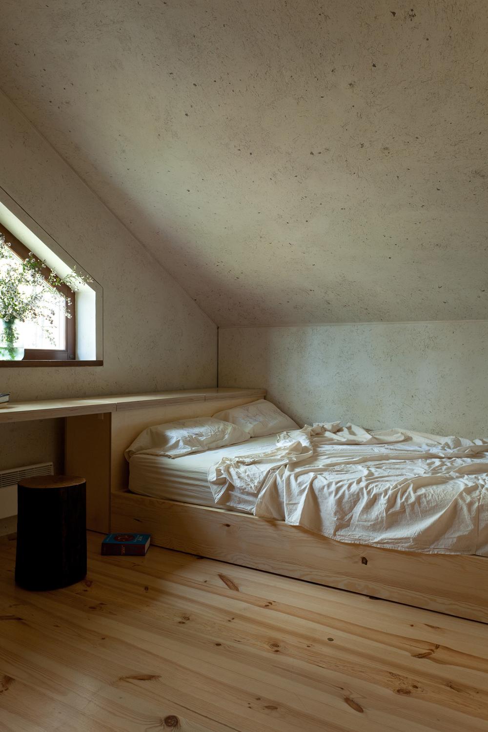 家里暖气管漏水找哪里修,暖气管漏水找谁负责