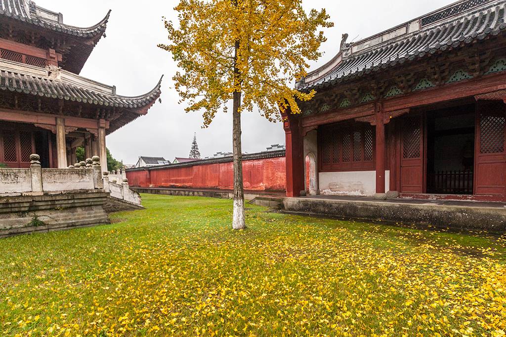 距离杭州仅30公里车程,距离杭州一小时车程的景点