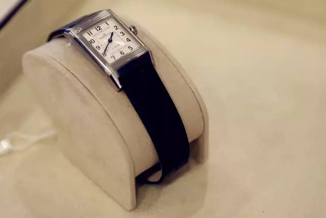 在海上买个岛大概多少钱,在海上卖什么最赚钱