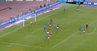 足协杯惊魂全场,江苏鲁能拉米雷斯暴怒