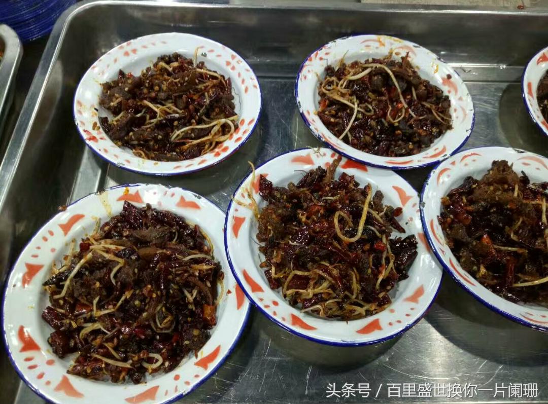 今日又“冒椒火辣”了一盘，过瘾！