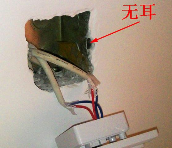 老插座坏了螺丝钻不进去怎么修复,插座暗盒螺丝孔坏了怎么办