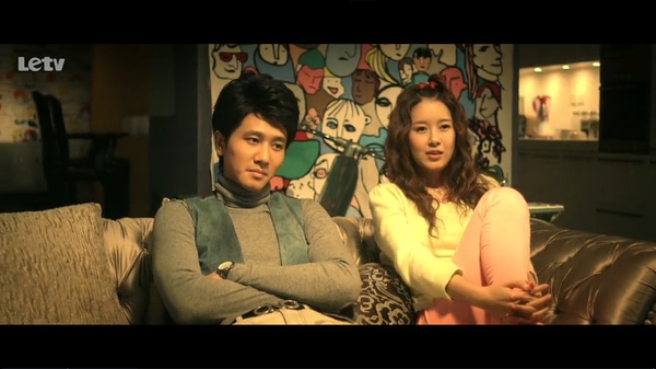 彭冠英与张含韵大家觉得他们配吗,彭冠英还是喜欢张含韵