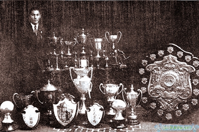 14年前中国足球vs日本比赛视频,中国足球队3-2逆袭日本精彩集锦