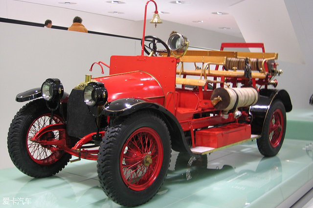 设计师档案,1稀世天才费迪南德·保时捷