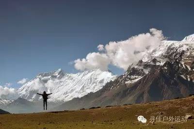 尼泊尔雪山日出,尼泊尔天空雪山