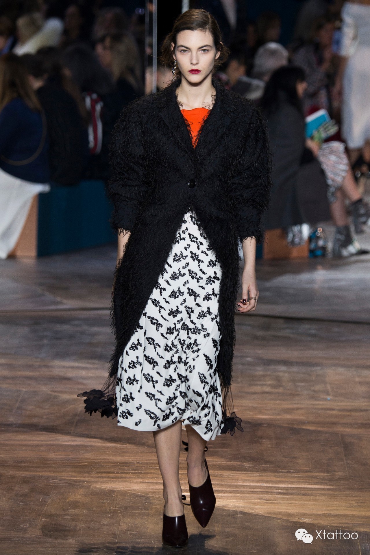 2016秋冬高定时装周,阿玛尼春夏高定2016