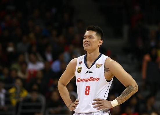 易建联税后年薪多少,易建联拿的最高工资