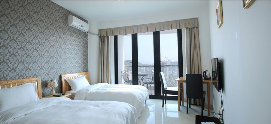 寻找三亚最佳的绝妙酒店，乐山乐水，纵享甜蜜