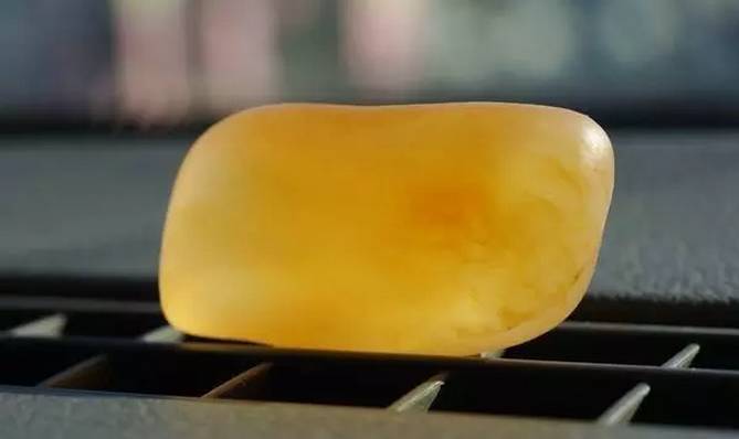 玉石源金丝玉,石缘金丝玉介绍