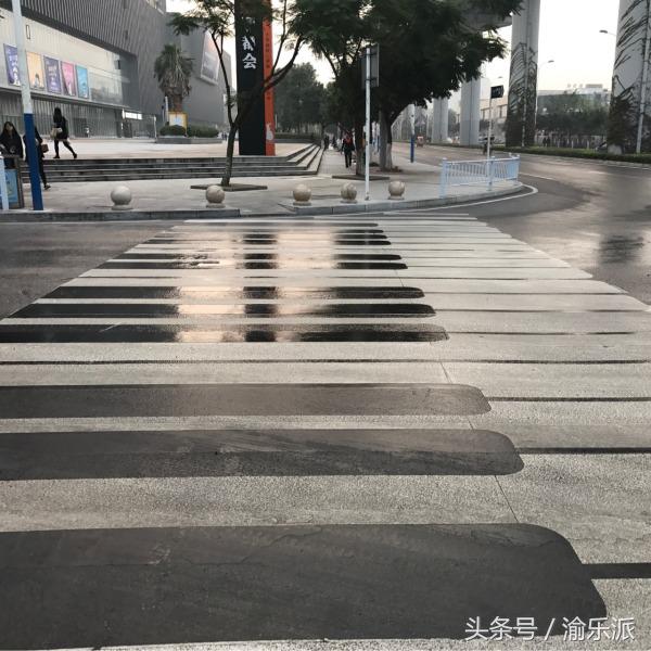 重庆有哪些城市比较好玩,重庆到底有什么好玩的