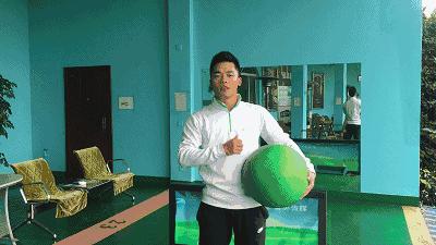 如何练习把球运稳,在家原地练球的动作要领