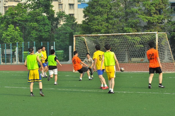 现代足球技术的进步,足球领域的高科技技术