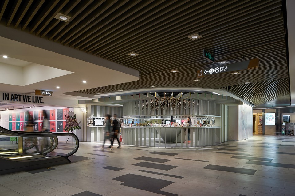 k11购物艺术中心霓虹厅,广州k11的店铺设计