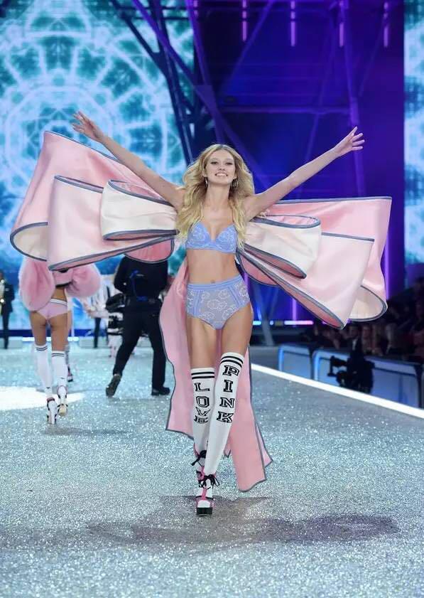 刘雯超模维密秀,刘雯维密高清大图