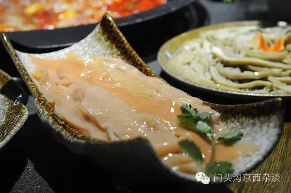 门头沟人吃火锅奔这儿！新开麻辣英雄火锅城所有菜品一律八折！