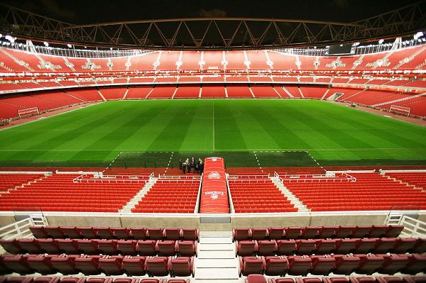 欧洲十大豪门球场排名,欧洲足球8大豪门俱乐部