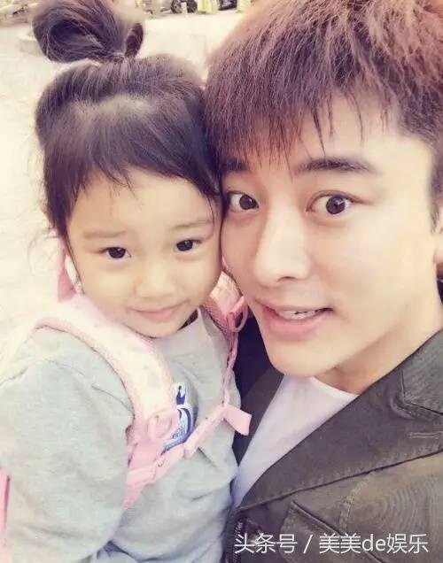 “综艺一姐”是王源的头号粉丝！爸妈都是娱乐圈一线大咖背景雄厚