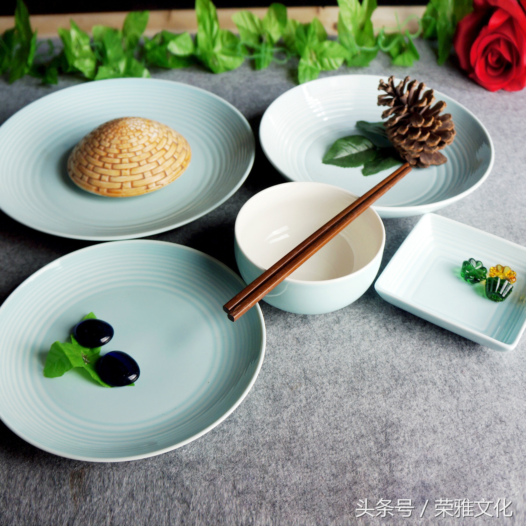 不要在拿超市5块钱一个的瓷器跟国外的高档瓷器比了……