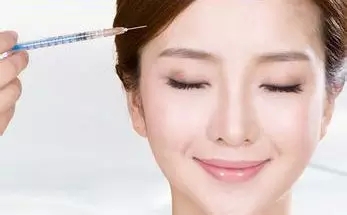 自体脂肪丰太阳穴和玻尿酸哪个好,为什么玻尿酸填充越多越持久