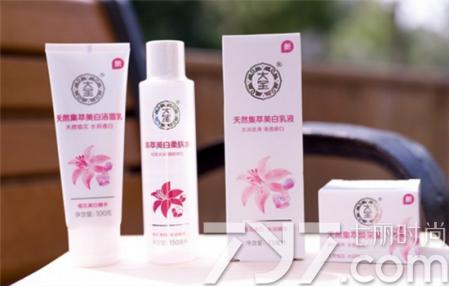 大宝洗面奶评测控油,大宝美容洗面奶和保湿洗面奶