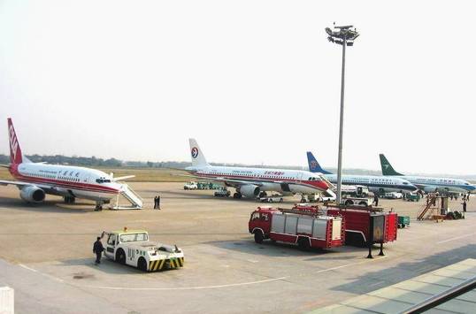 震撼了！看到3年后的石河子，你会庆幸自己没离开……