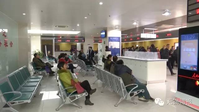 爽!当初买房花10万,现在值70万!安置房上市首日,他们的态度也是你的心声