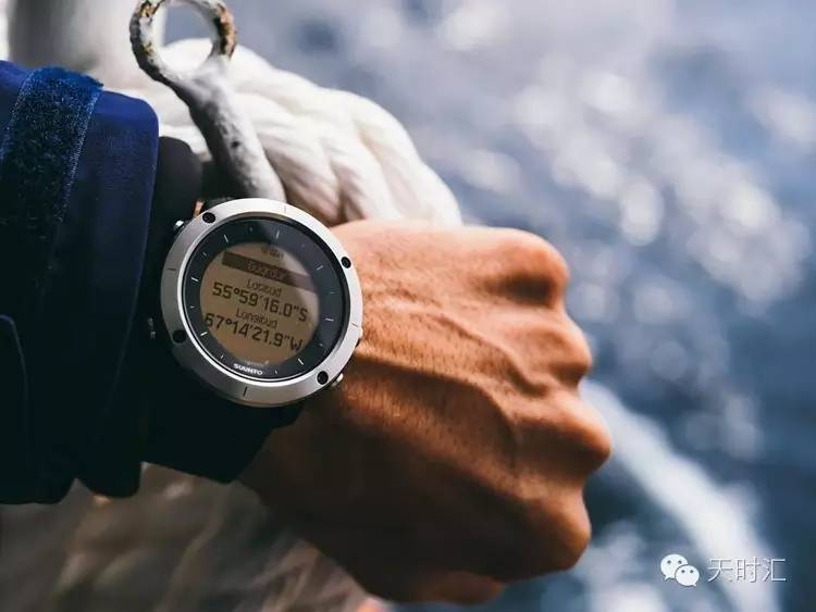 詹姆斯邦德戴的什么表,聊聊詹姆斯邦德电影里的腕表