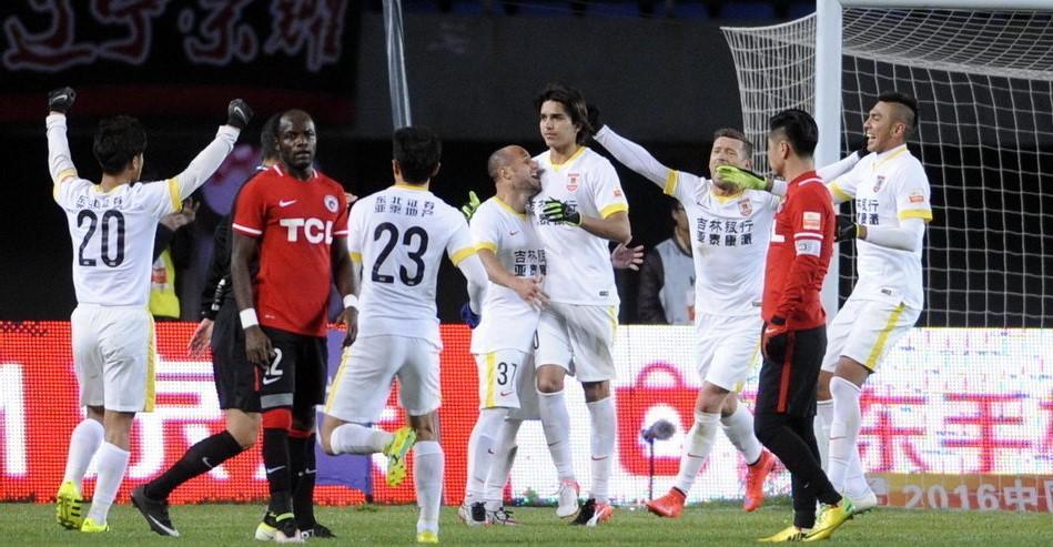 2017中超江苏苏宁对广州恒大,中国足球超霸杯恒大对苏宁