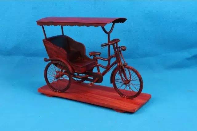 真正的紫檀树,真正的紫檀木材