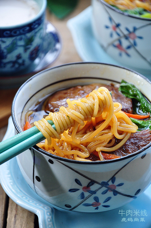 牛肉汤秘制米线,秘制汤底让牛肉米线美到爆