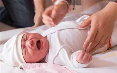 冬天脸红发热是什么原因造成的,宝宝冬天脸红擦什么面霜比较好