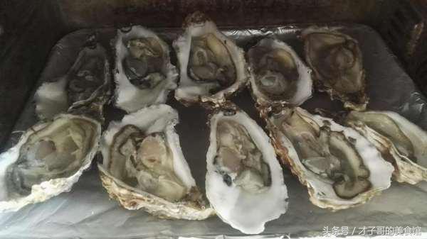 牡蛎生蚝的正确吃法,生蚝最好吃的几种做法呈现过程
