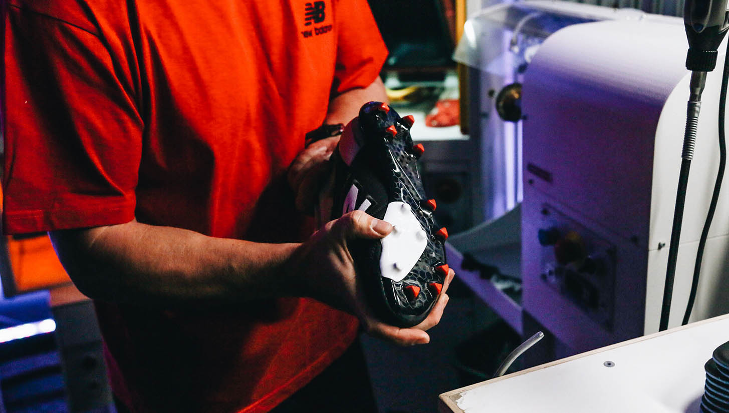 一双球鞋的生产过程,一双球鞋的制作过程