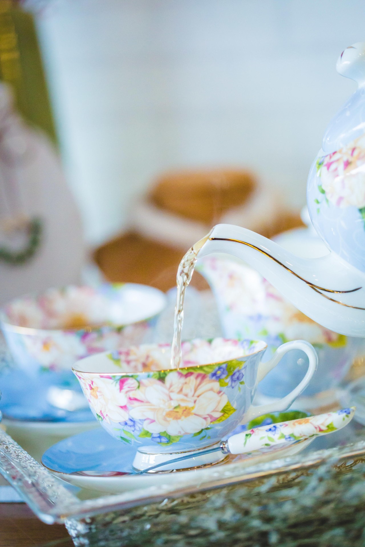 闺蜜聚会去哪好?来「GUMIHO」几个女孩把饰品店开在咖啡馆