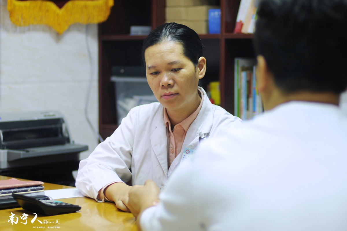 同城小鸟|曾经的鼻炎患者,学医十年为病人解除病痛